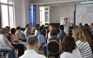 Supervision en Hypnose, EMDR - IMO avec Laurent GROSS et Claire DAHAN. Supervision en Hypnose, EMDR - IMO avec Laurent GROSS et Claire DAHAN.