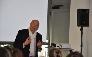 Congrès Hypnose & Douleur, Dr Patrick Bellet & Teresa Robles Congrès Hypnose & Douleur, Dr Patrick Bellet & Teresa Robles