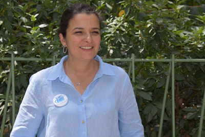 Nathalie VIEIRA, Formatrice en Hypnose médicale à AP-HP et au CHTIP Nathalie VIEIRA, Formatrice en Hypnose médicale à AP-HP et au CHTIP