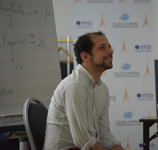 Dr Philippe AÏM. Formation Hypnose et Thérapies Brèves Orientées Solution Dr Philippe AÏM. Formation Hypnose et Thérapies Brèves Orientées Solution